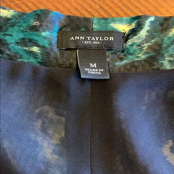 Ann Taylor square neck silk blouse with pleating - Picture 6 of 6